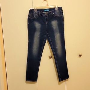 Ariya soft straight leg jeans